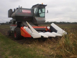Maize harvester OROS RUS 2R model
