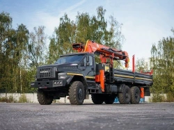 Special purpose vehicle with hydraulic loading crane of MKMA type on the basis of URAL 4320 and its modifications U0K06N-4Z095