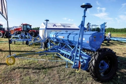 Grain hoe seed drill VITA SZ-5,4 STANDART and its modifications: RZZ.105.00.000; RZZ.105.00.000-01; RZZ.105.00.000-02; RZZ.105