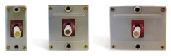 Switches with closed leads in neutral sealed three-pole push-pull 3PPVVN
