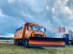 Combined road machine KDM 7881250 on the basis of truck MAZ 5340