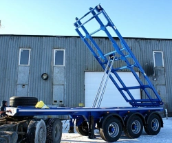 Semi-trailer 931913, with air suspension or spring-balanced suspension, with tyres 235/75R17.5 or 385/65.