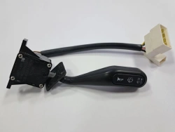 Switch of windscreen wiper and washer 3302-3709200