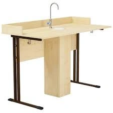 Laboratory table