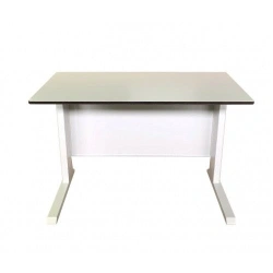 Laboratory table