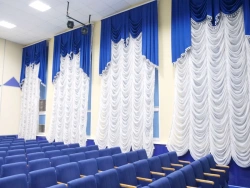 Stage clothing (curtains for interiors)