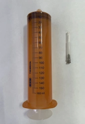 Single-use syringe, three-detail, with light-protected "Luer-lock" tip, nominal capacity 150 ml with needle