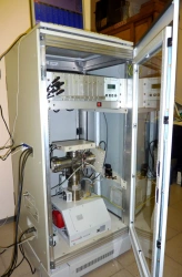 Time-of-flight mass spectrometer EMG-20-7