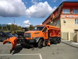 All-season combined road machine: VMKD-2015 model 7963VN-02 on URAL chassis 73945-5121-01