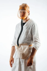Personal protective equipment against radioactive substances, combined hose: Pneumatic mask LIZ-5