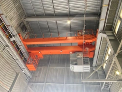 Double girder electric overhead travelling travelling crane with cab in version, model FZI X-B-Q-L-H-E