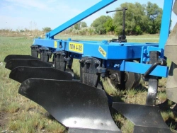 Mounted plough FINIST PLN-4-35 and its modifications: PLN-4-35 RZZ.04.00.000; PLN-4-35 RZZ.04.00.000 (with moulded shoe); PLN-4-