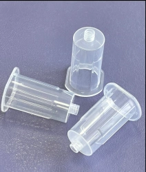Universal holder for vacuum blood collection systems "BERIMED"® according to TU 32.50.50-003-23228533-2017 without cap