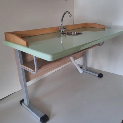 Pupil laboratory table for chemistry room, project MM 56.04.11.03