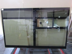 Sidewall window glass right with vent GAZ A67R42-5403082