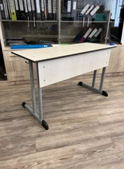 Non-adjustable two-seater pupil's table, model No. SDN