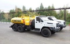 Pumping unit for acid treatment of wells SIN32 on chassis URAL-4320