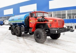 Tank truck for food liquids (ACPT), UZST brand, type UZST01, modification 6620-24 on Ural 5557-74 chassis.