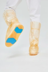 Personal protective equipment for feet made of polyvinylchloride film material: special additional decontaminated footwear