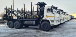 Wood loader of manipulator type MM-110