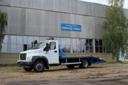 Evacuator with broken-type platform without CMU manufactured by OOO Chaika-NN, modification 378463, based on KAMAZ 43089-F5 chas