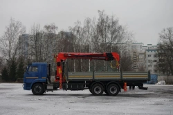 Special purpose vehicle with KMA type hydraulic loading crane on the basis of KAMAZ 65117 and its modifications 64K02N-U7