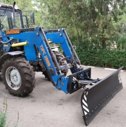 Interchangeable working bodies for universal loaders KUN(TURS)-2000, KUN(TURS)-1500, KUN(TURS)-1000: municipal mouldboard.