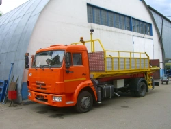 APK-10 Automobile with a lifting body