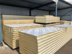 Sandwich-panels metal three-layer wall panels with polyurethane foam insulation