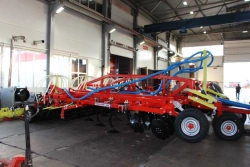 Combined sowing complex "Agrator-Combi 6000"