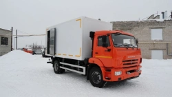 Means of transport vans for the carriage of foodstuffs (isothermal/refrigerated) type 6706, modification 67062A on bases