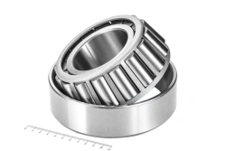 Single row tapered roller bearing 6-7615A.