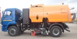 Combined road machine ED300KG with sweeping-vacuum equipment