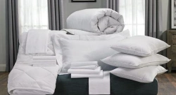Pillow with 70x70cm chollofiber filling