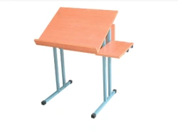 Pupil's drawing and painting table, model: ??