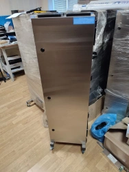 Closed type irradiator-recirculator EFA-RB 3000