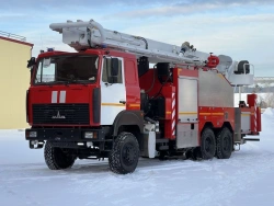Fire-fighting autofoamer PPP-32 (6317), on chassis MAZ 6317F9
