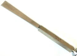 CILITA surgical instruments with cutting and percussive sharp (cutting) edge: Surgical chisels.