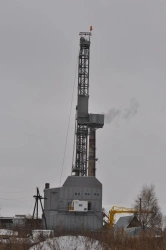 BK-320 drilling rig