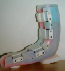Elbow joint brace