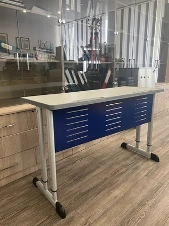 Pupil's desk for two seats adjustable in height and inclination of the table top, model: SDR