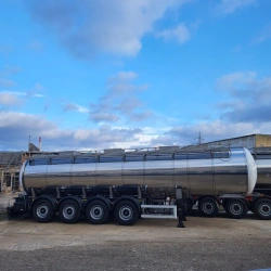 Four-axle tank semi-trailer, load-bearing construction, commercial name BERGHEL 9116P4, type 9116P4, swept bogie sh