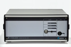 Frequency synthesiser G7M-20A/6