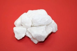 Quartz lump. Fraction 20-60 mm.