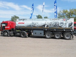 Semi-trailer tank trailer for transport of oil products model 9639K