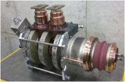 Multibeam pulse klystron KIU-271