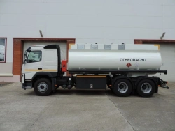 Tank truck from 5 to 20 tonnes