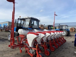 Precision air seeder PZK-A8