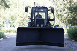 Machinery and equipment for public utilities: plough and bulldozer equipment (mouldboards) municipal mouldboard babo