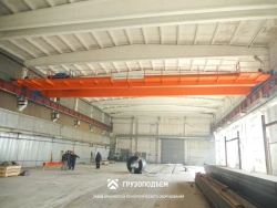 Double girder overhead travelling cranes